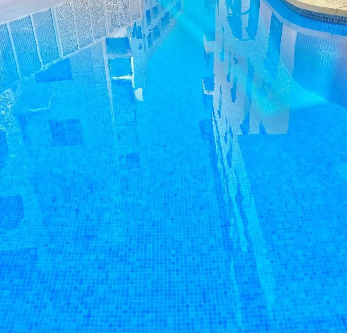 Apartamentos Latin Nerja 0*,  Spanien